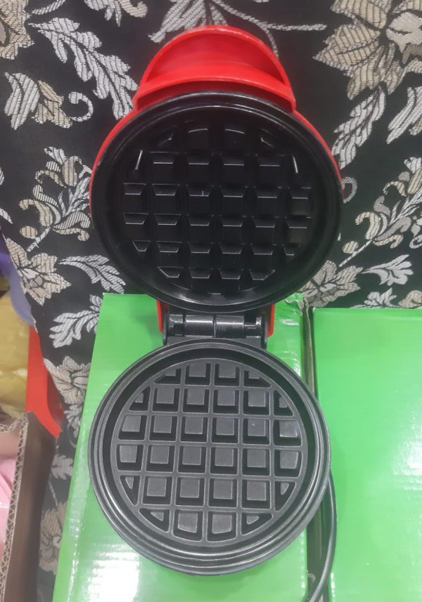 Mini Waffle Maker: Compact, Quick, and Easy Breakfast Solution